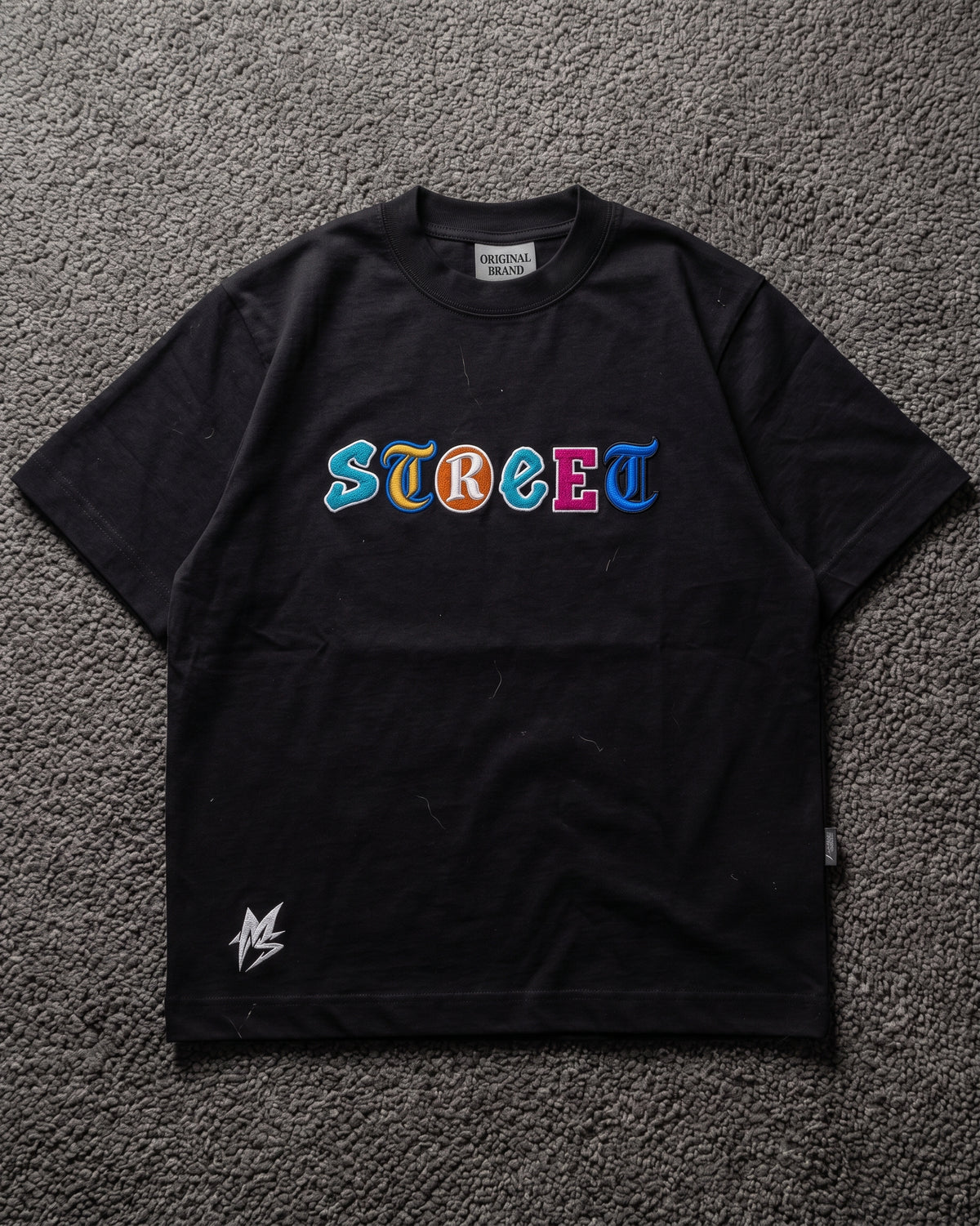 Camisa boxy street bordado